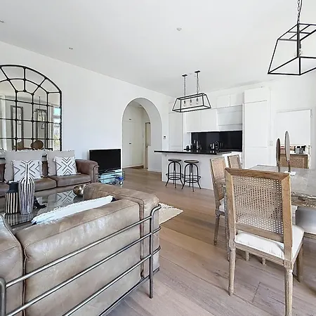 Beautiful 3 Bedroom Carlton Canada 403 Канны