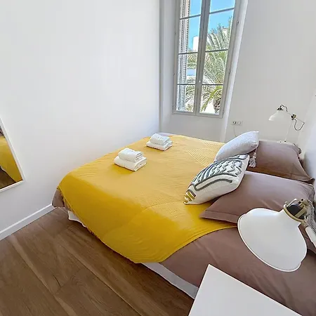 Апартаменты Beautiful 3 Bedroom Carlton Canada 403 *