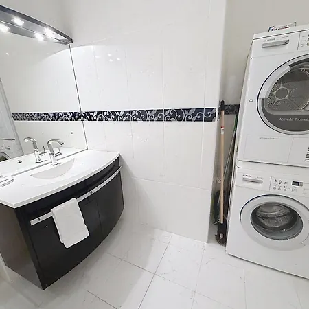 Beautiful 3 Bedroom Carlton Canada 403 * Канны