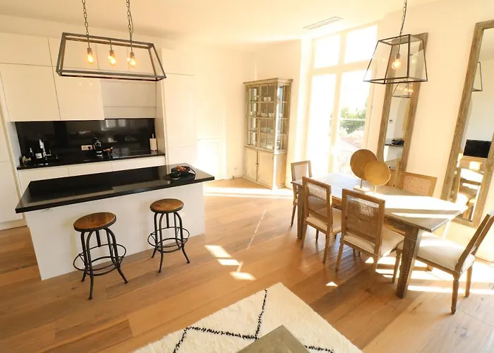 Beautiful 3 Bedroom Carlton Canada 403 Cannes
