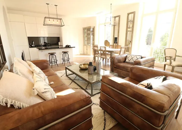 Apartment Beautiful 3 Bedroom Carlton Canada 403